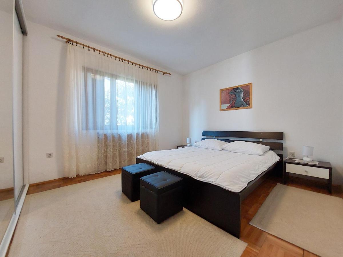 Apartments Vukovic Dramalj Ngoại thất bức ảnh
