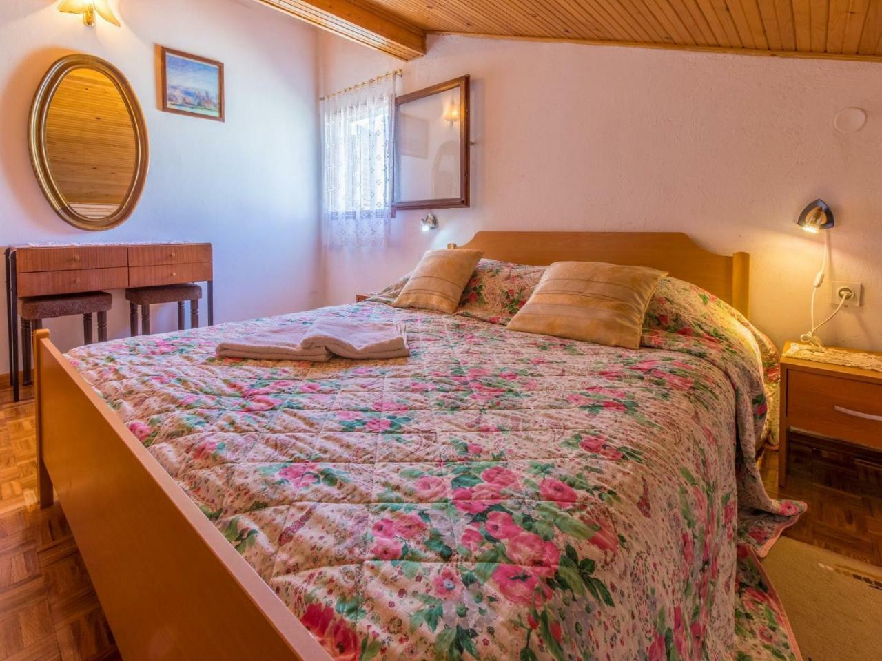 Apartments Vukovic Dramalj Ngoại thất bức ảnh