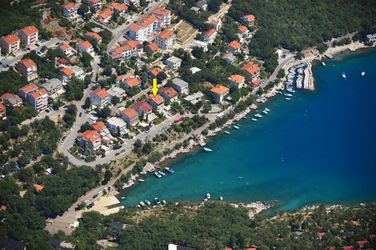 Apartments Vukovic Dramalj Ngoại thất bức ảnh